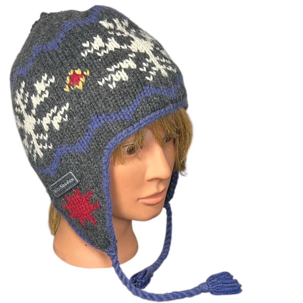 MoonShadow Wool Blend Ear Flap Beanie Hat Canada Maple Leaf‎ Gray Blue Red OS